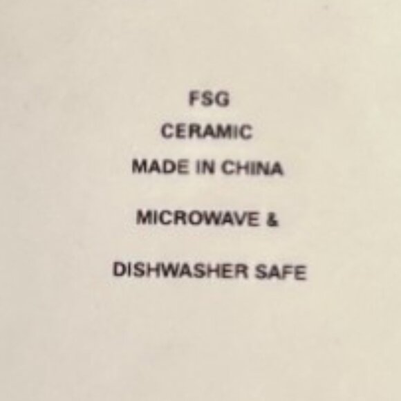 Snowman and Snowwoman Ceramic Cake Plate & Server - Picture 3 of 6